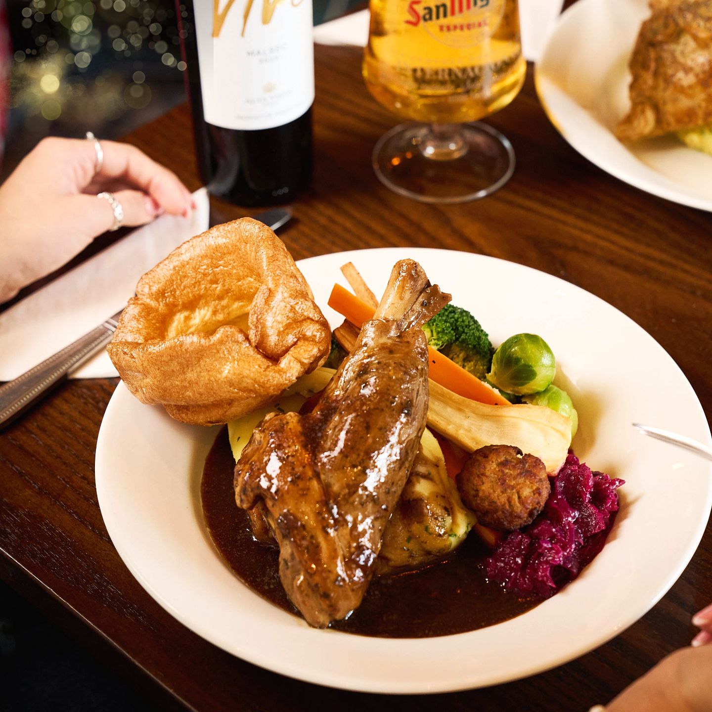 Christmas Day 2025 Lunch, Dinner & Dining at The Coopers at Mansfield in Mansfield Woodhouse